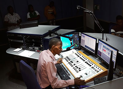 Hartklop FM, programme in Afrikaans presented by Gert Vermeulen