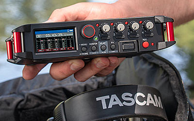 Tascam FR-AV4 Tascam FR-AV4